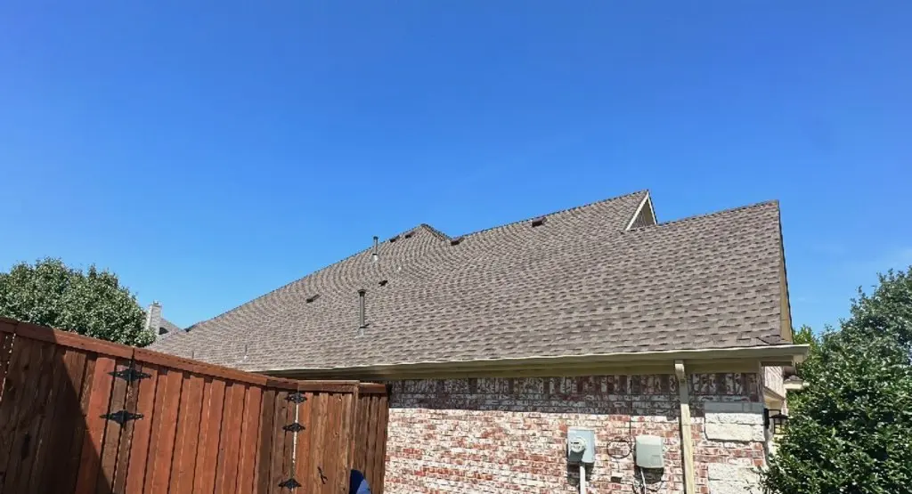 Completed roof replacement project in Mayfield